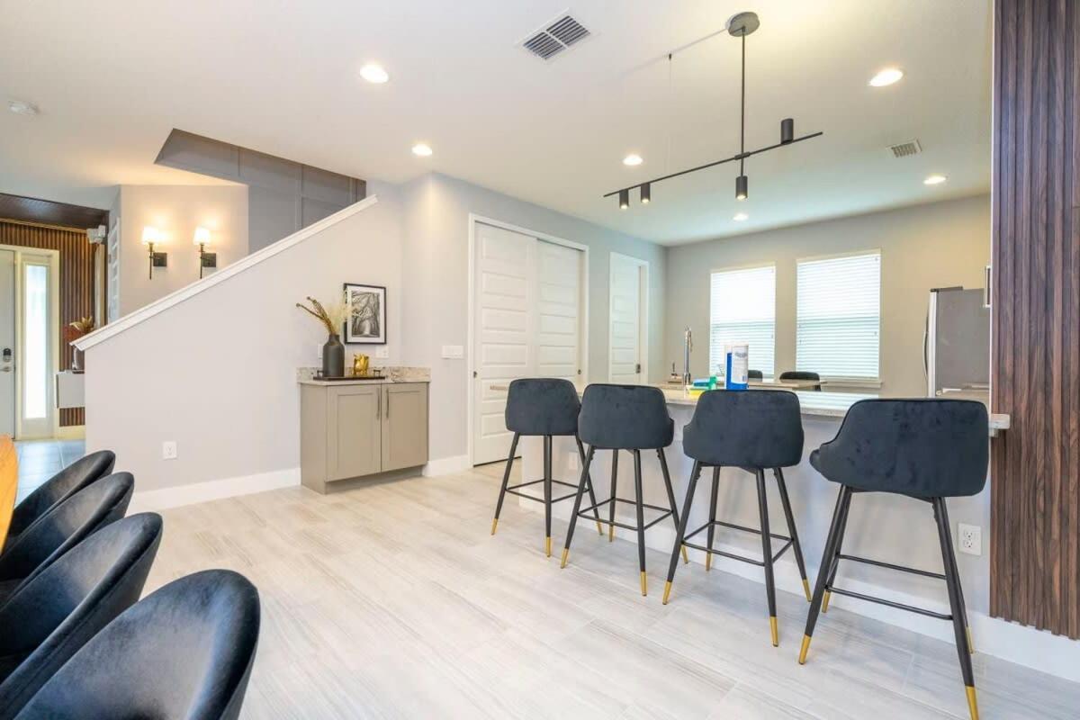 7650 Spacious House Located At Encore Reunion Close To Parks Holiday home