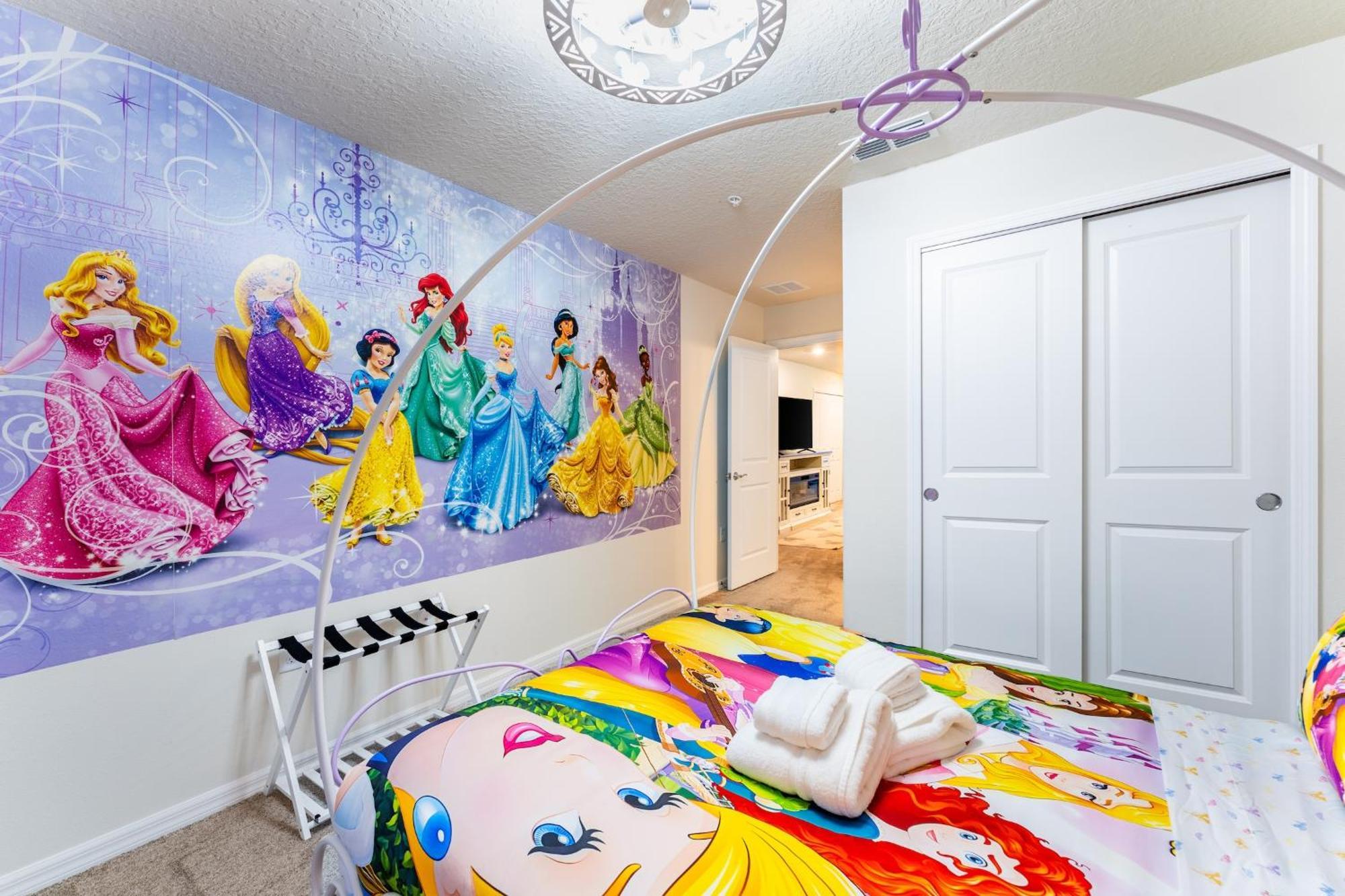 5br Townhome With Private Pool! Holiday home Orlando