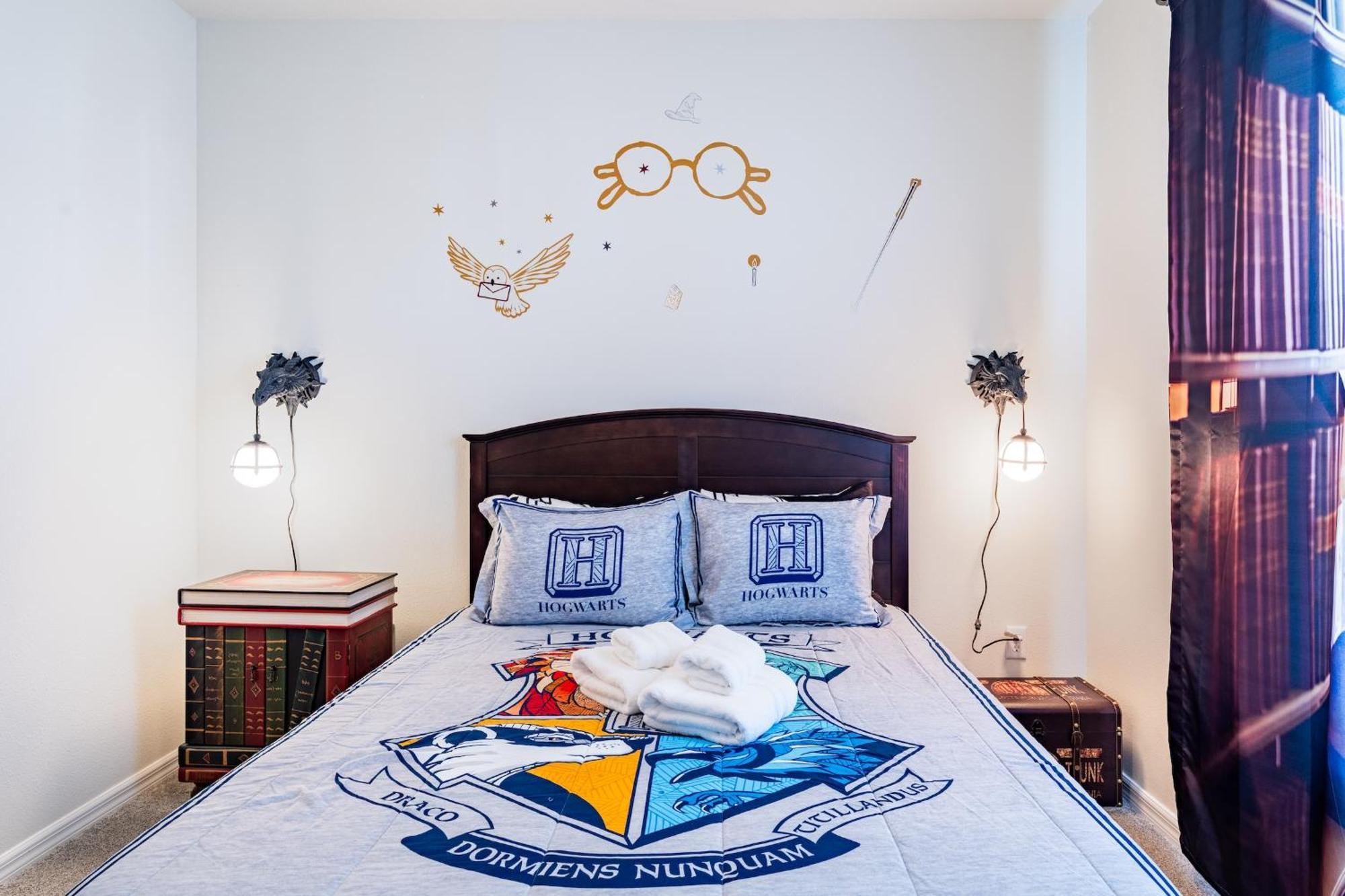 Holiday home 5br Townhome With Private Pool! *