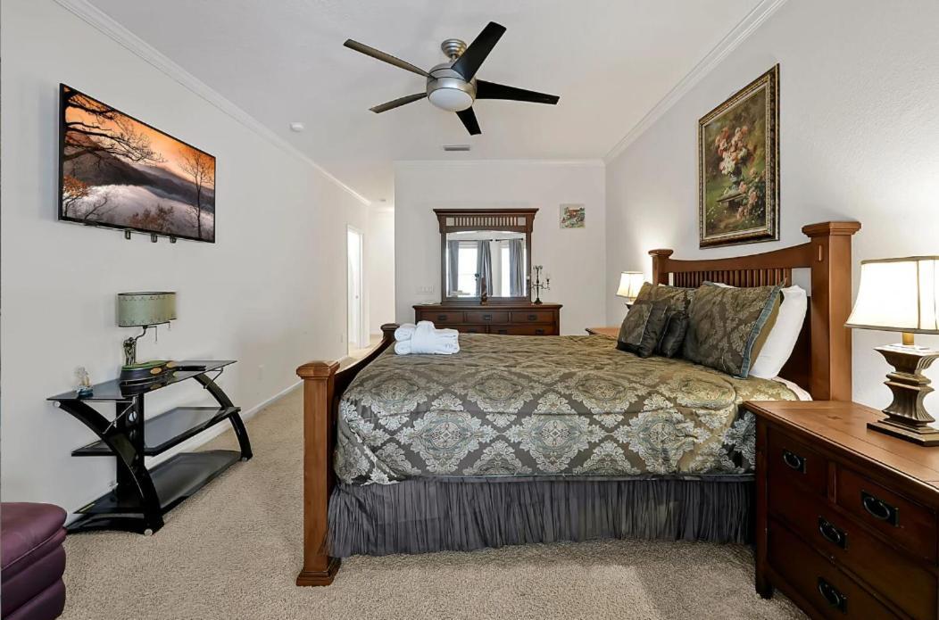Entire W/ Private Pool,gated Near *