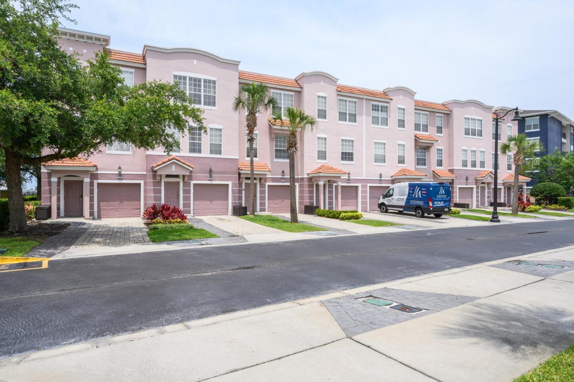 Holiday home Beautiful Epic Universe Townhome, Vista Cay - 4027 *