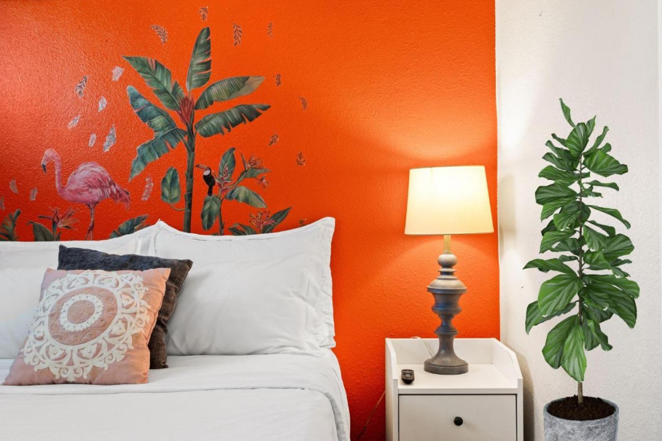 Airport Vacation Pet Friendly Holiday home *