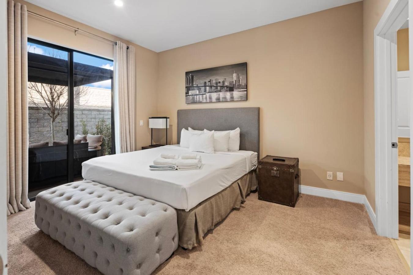 4bd And 4.5ba Amazing With Private Hot Tub *