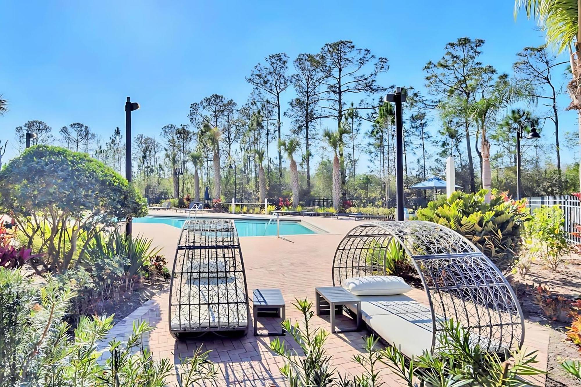 Luxury 3br Near - Pool And Hot Tub! Holiday home Orlando