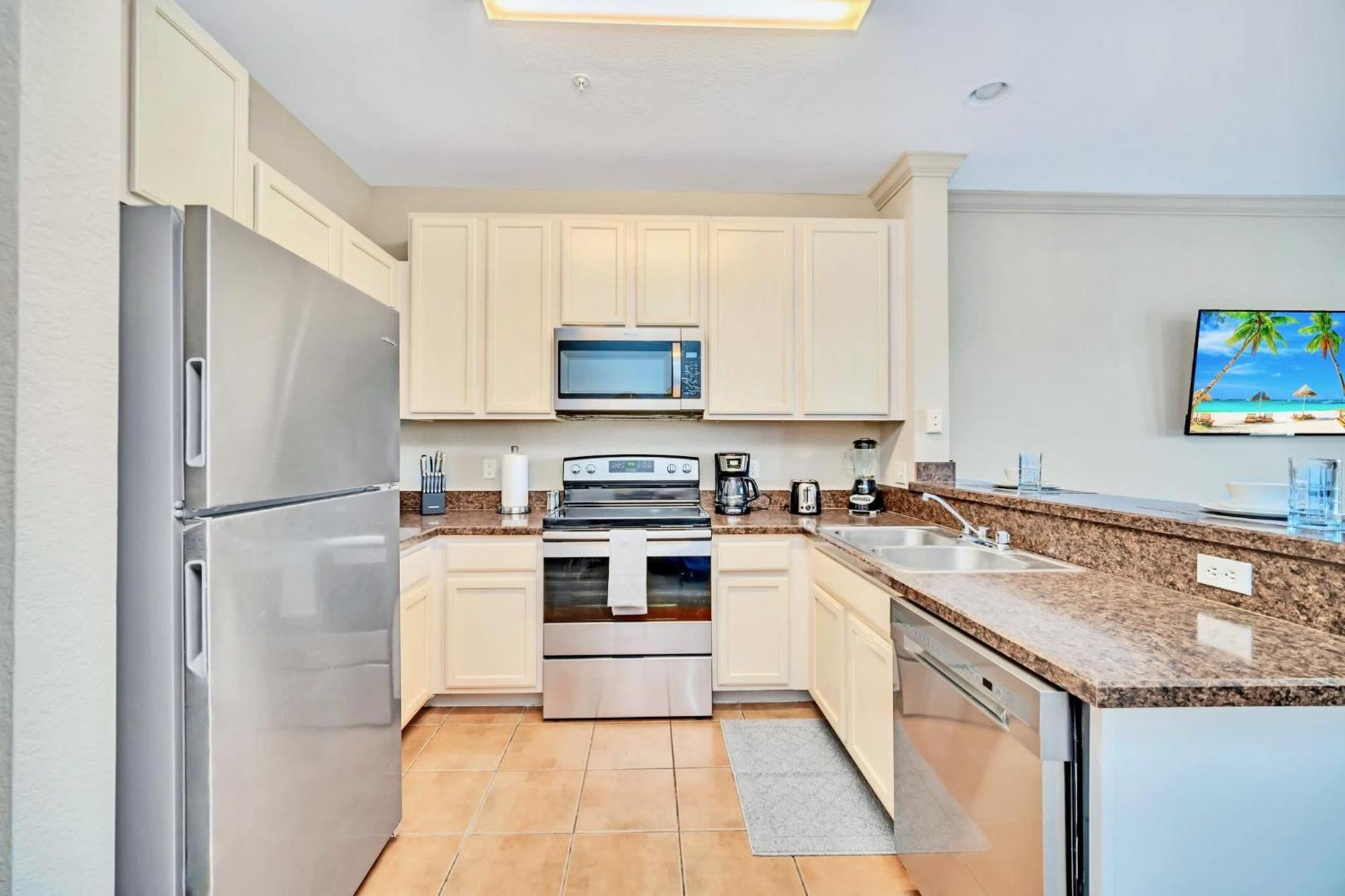 Stunning 2br With Hot Tub And Pool, Near Disney! * Orlando