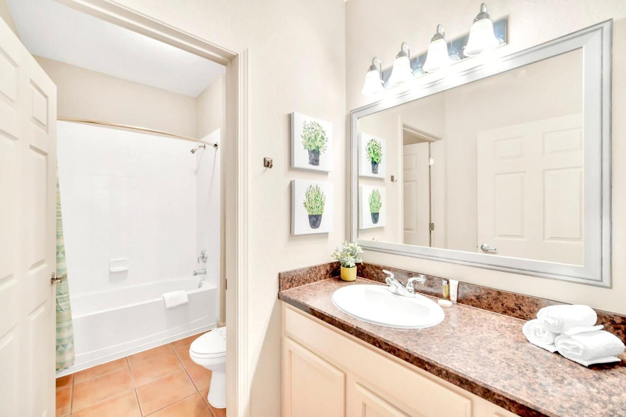 Bright 3br With Pool And Hot Tub, Close To Disney! Holiday home
