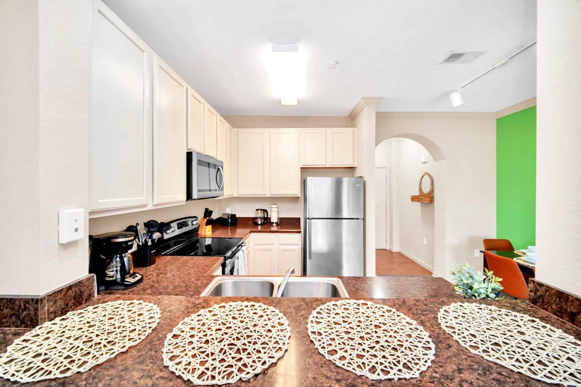 Bright 3br With Pool And Hot Tub, Close To Disney! *