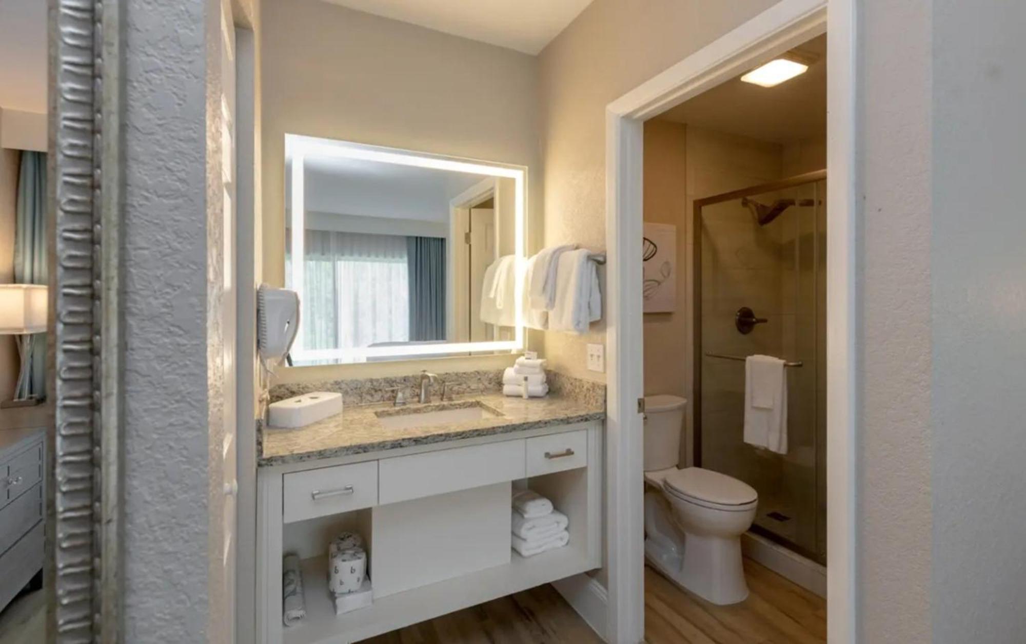 Enjoy Family Getaway In 2bd With Lots Of Onsite Activities Orlando