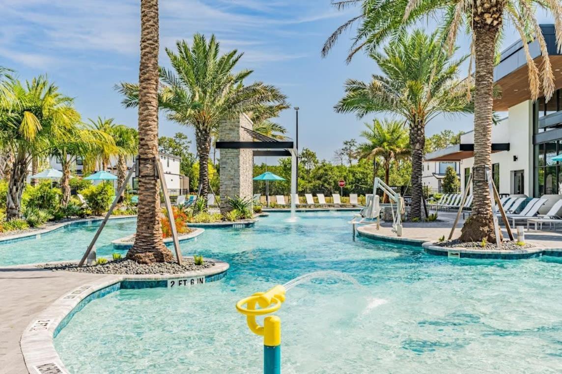 Holiday home Super Ritzy - 9bdrs-9bas W Theme Loft & Pool *