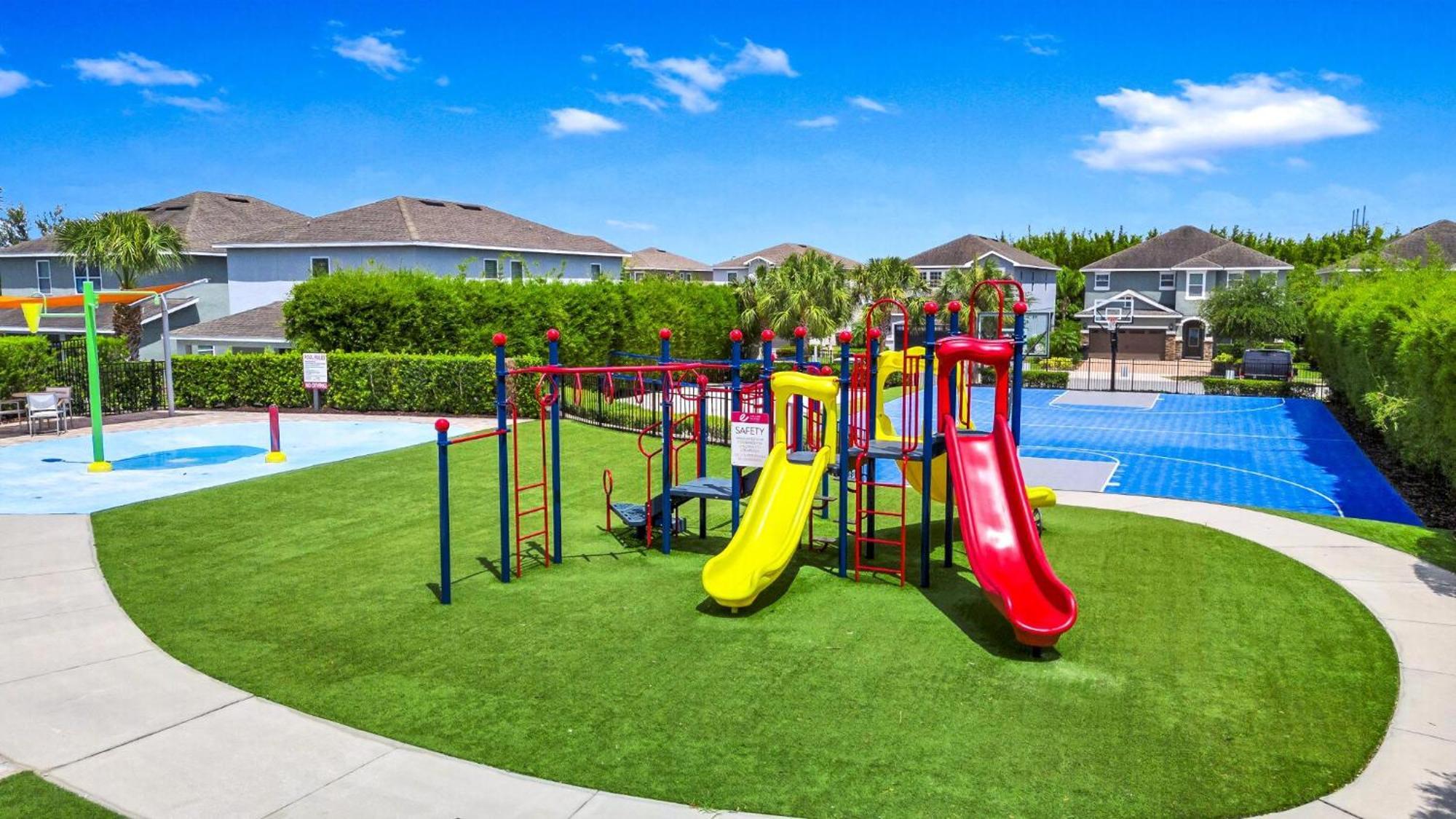 Luxury By Rentyl Near With Private Pool, Themed & Amenities- 260c Holiday home Orlando