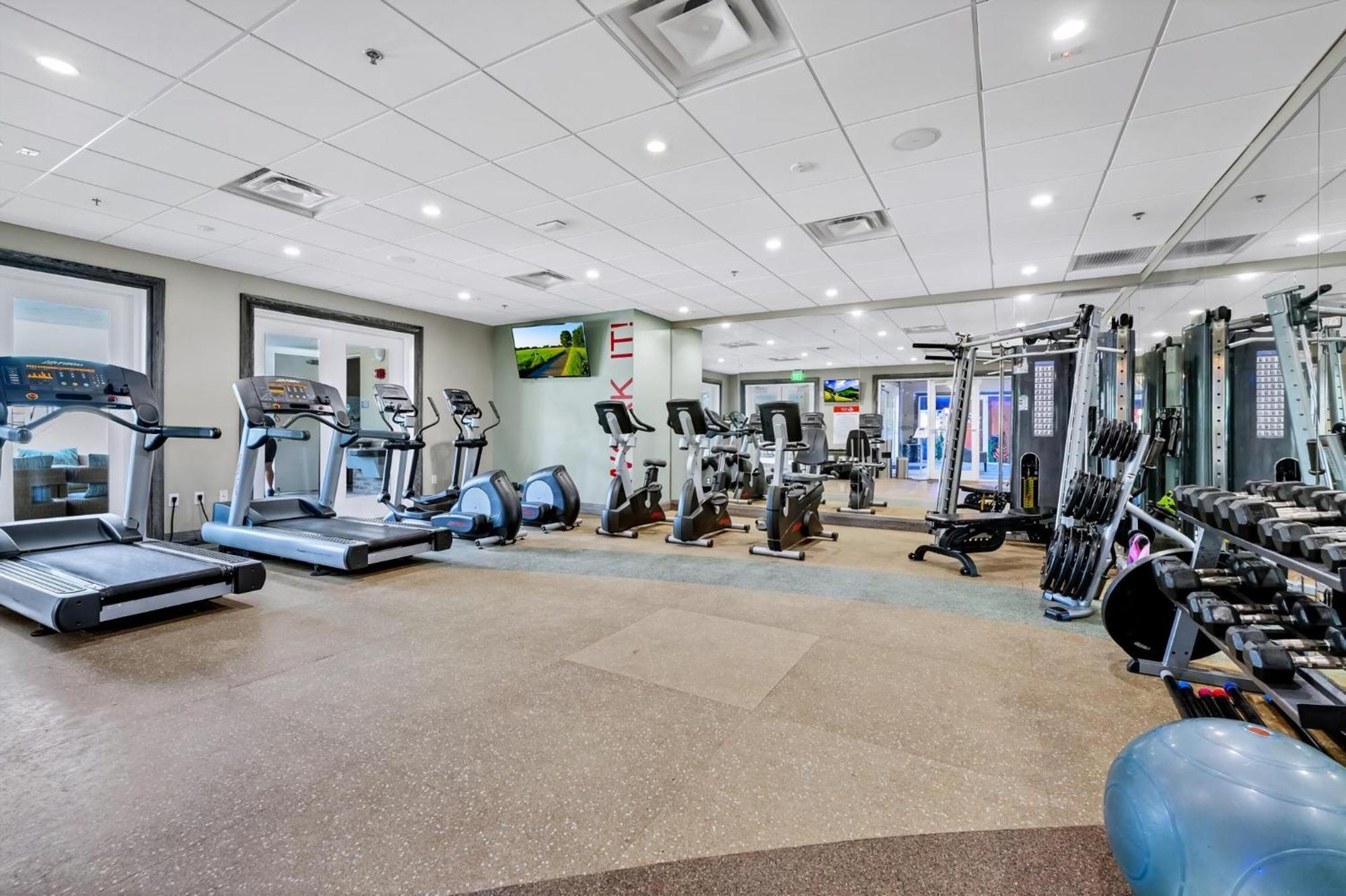 Luxury By Rentyl Near With Private Pool, Themed & Amenities- 260c Holiday home *