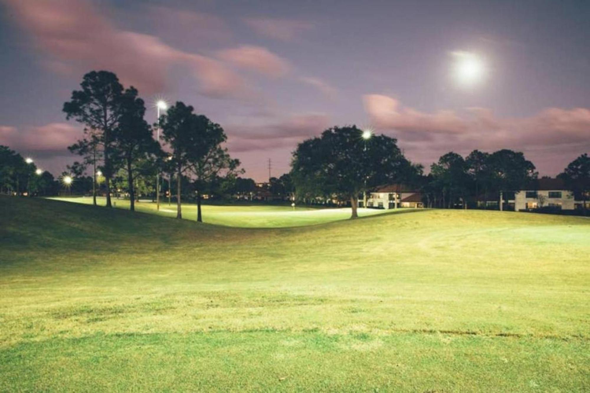 Enjoy Family Getaway In 2bd With Lots Of Onsite Activities Holiday home Orlando