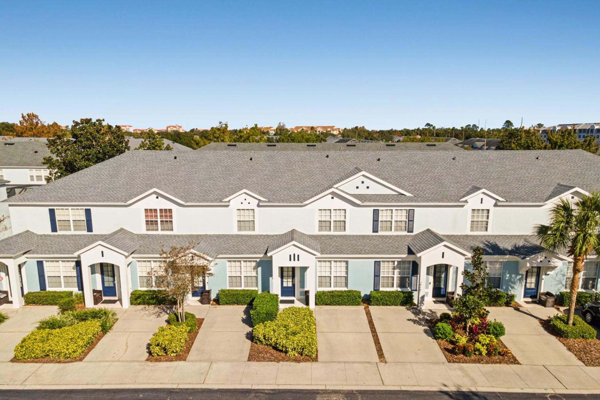 Holiday home 3 Bedrooms - 3 Bathrooms - Windsor Hills 7659 Sk