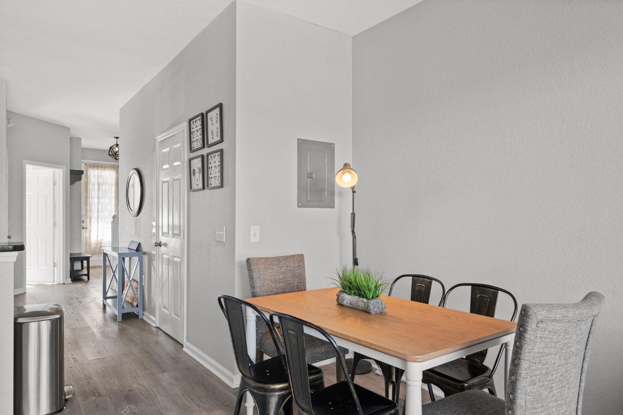 3 Bedrooms - 3 Bathrooms - Windsor Hills 7659 Sk Holiday home *