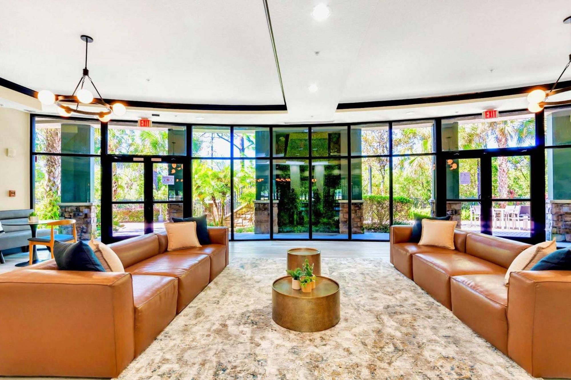 Spacious 3br With Pool & Hot Tub Near Apartment Orlando