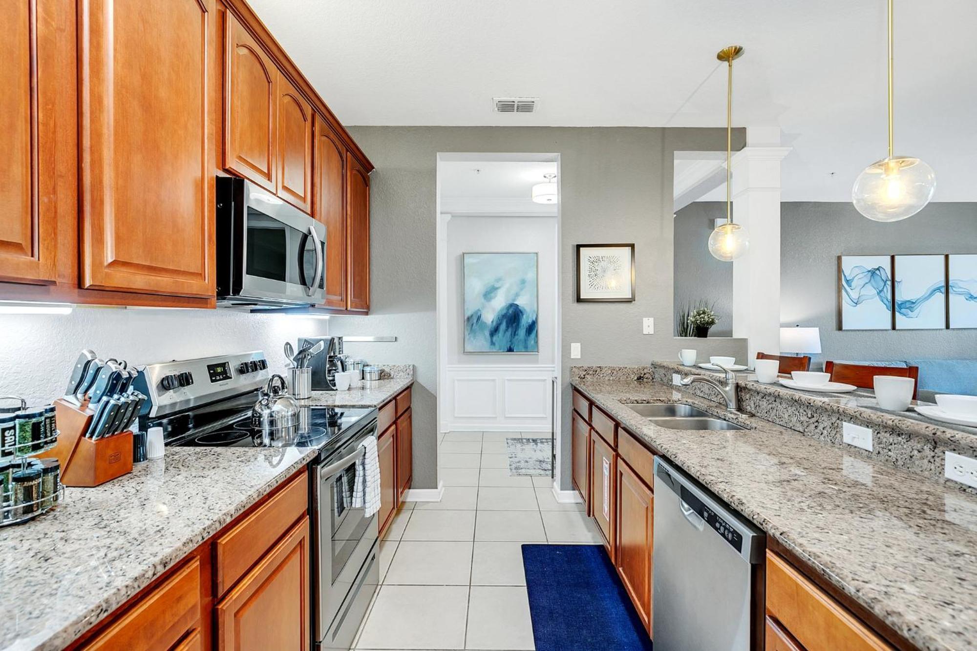 Stylish Vista Cay Magic Near Theme Parks, And Walk To The Convention Center Apartment