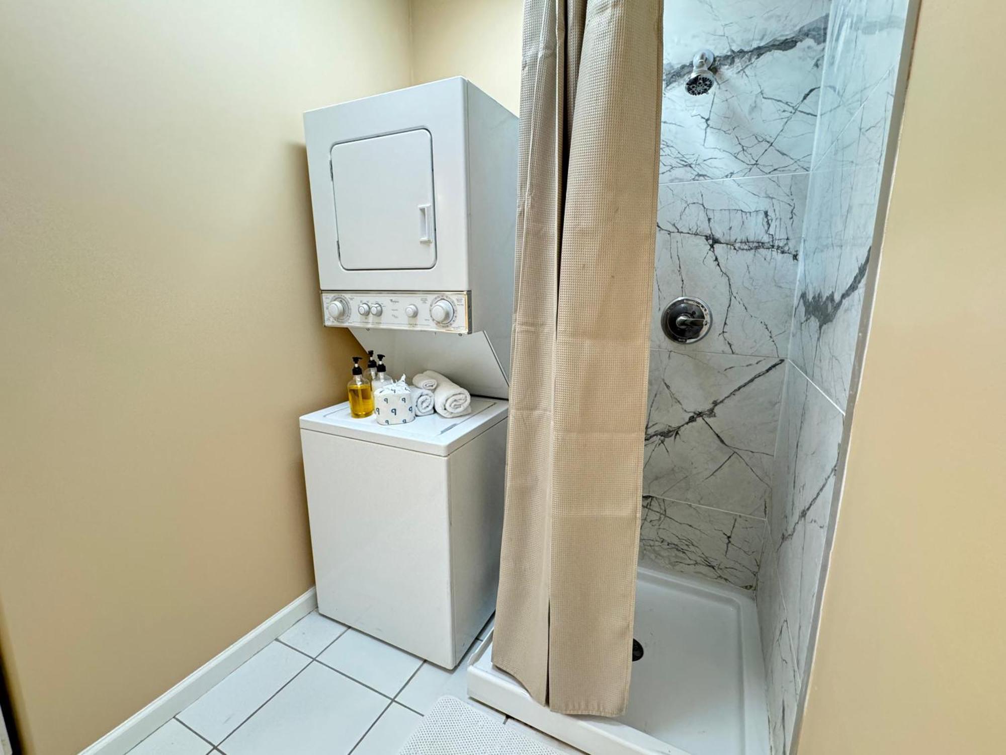 Studio-1-lakefloy Holiday home *