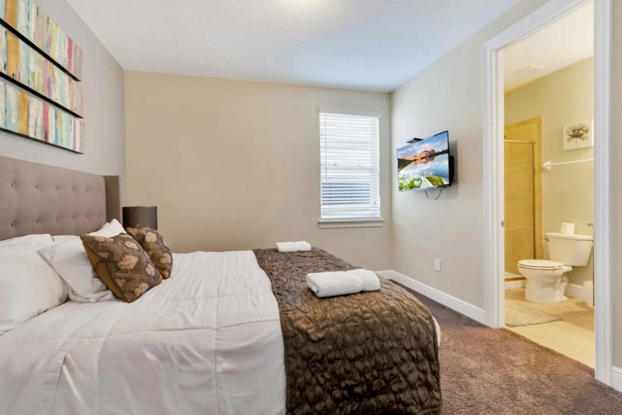 491-8-ld-private Pool With Game And Movie *