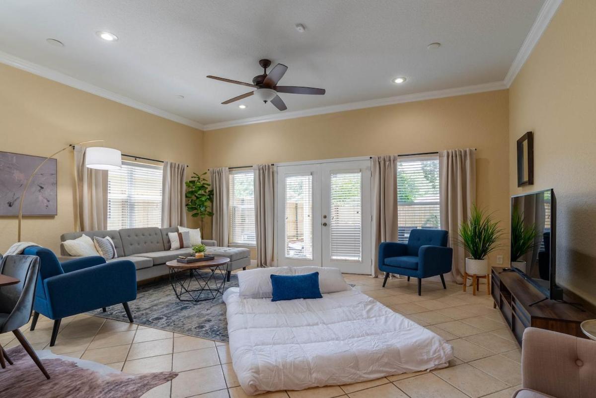 Modern Dt Home-king Size Bed-patios-long Stays-wifi * Orlando