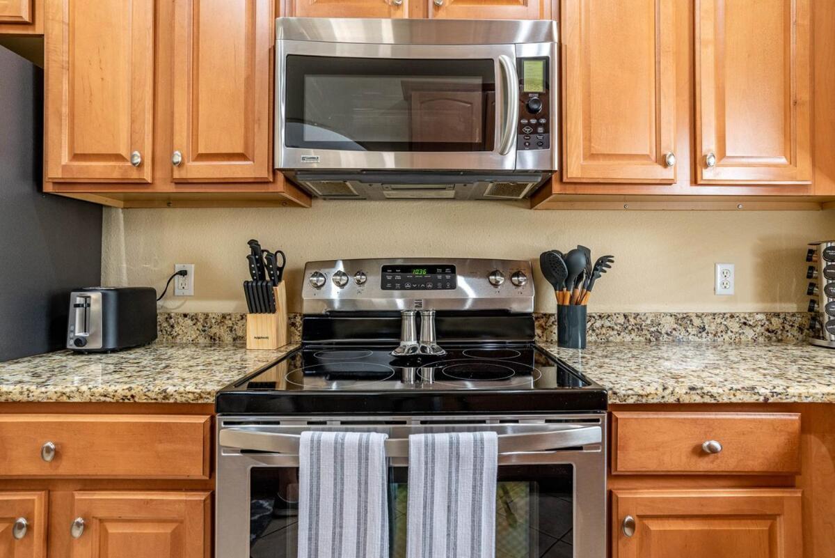 Modern Dt Home-king Size Bed-patios-long Stays-wifi Orlando