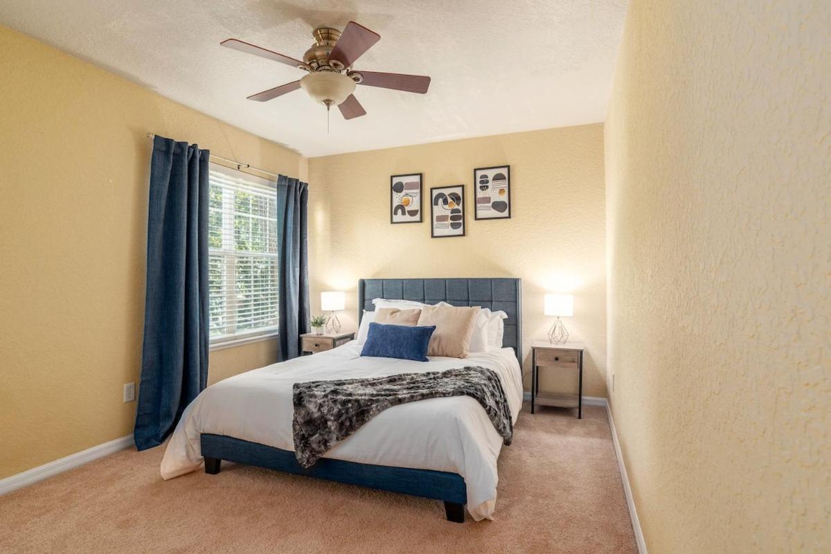 Holiday home Modern Dt Home-king Size Bed-patios-long Stays-wifi Orlando