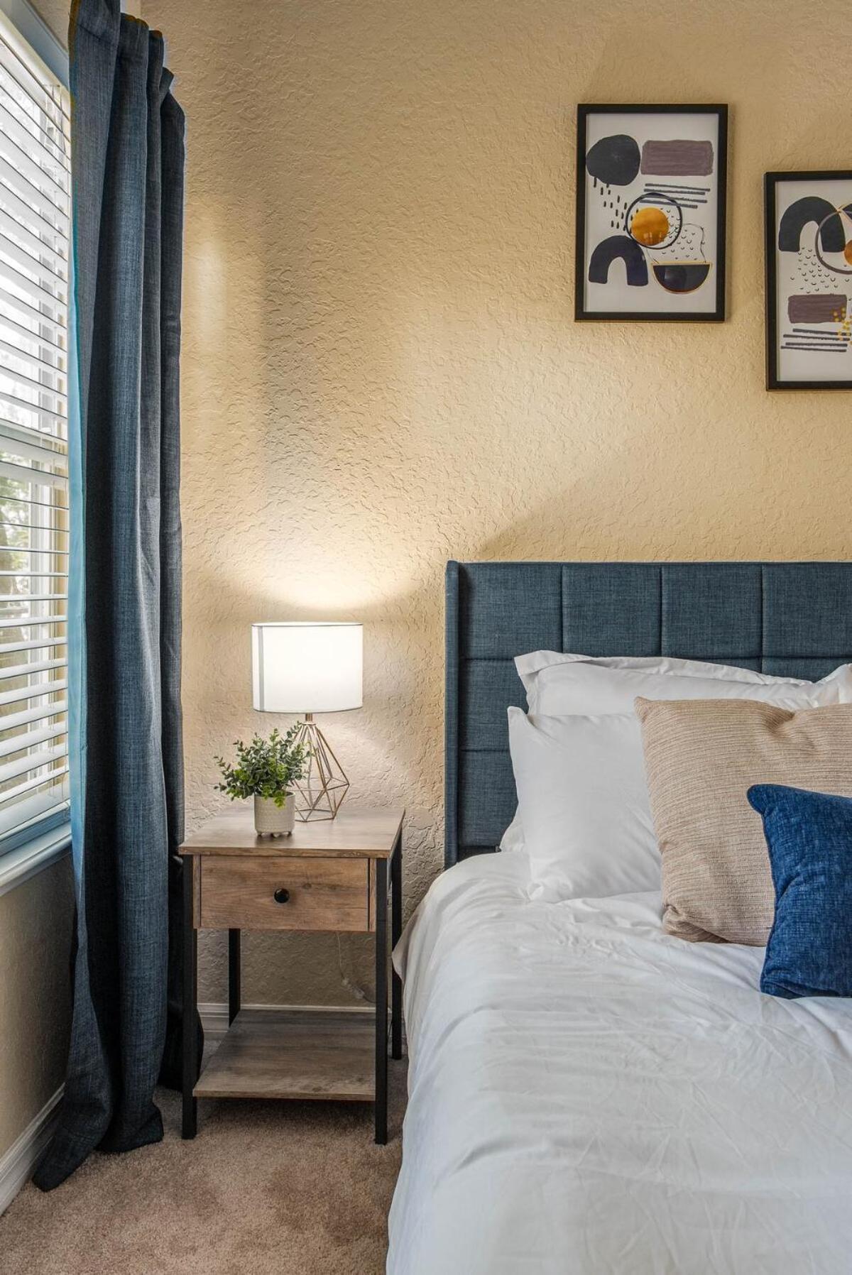 Modern Dt Home-king Size Bed-patios-long Stays-wifi Orlando