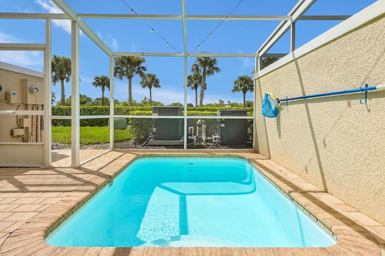 Magical Serenity 3 Bedroom Pool Holiday home *