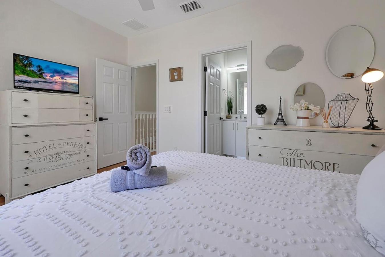 Magical Serenity 3 Bedroom Pool Holiday home