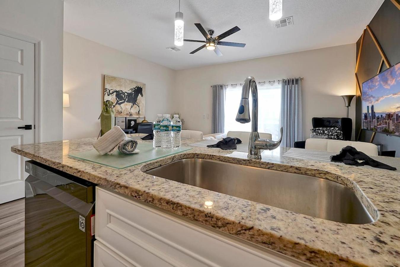 Magical Serenity 3 Bedroom Pool *