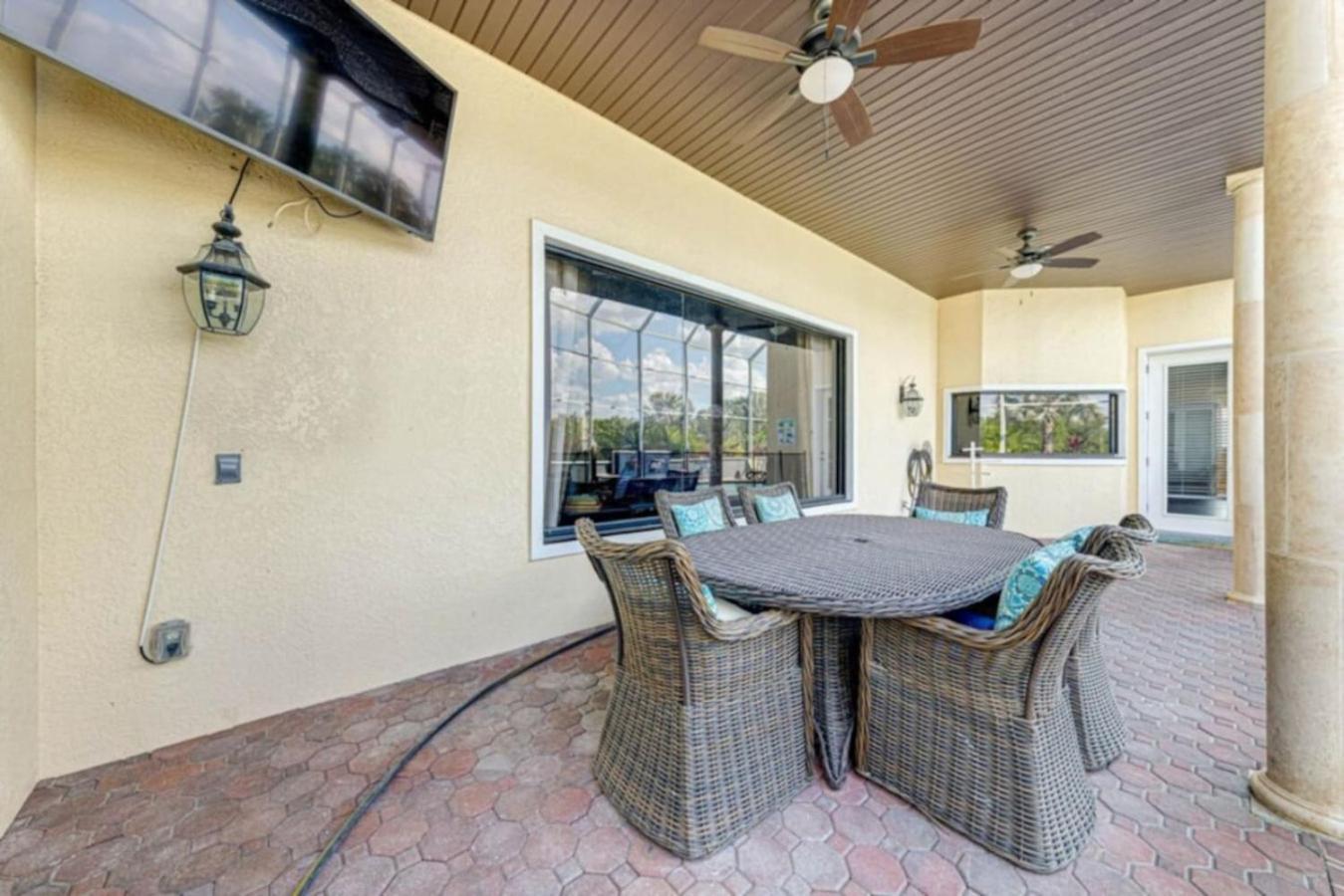 Holiday home Luxury Pool - View *