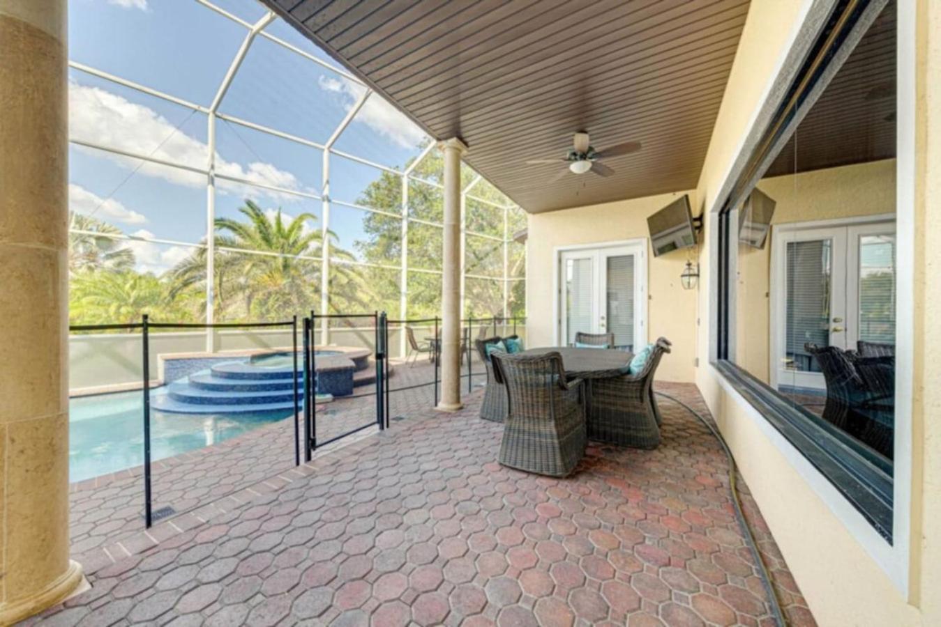Holiday home Luxury Pool - View *
