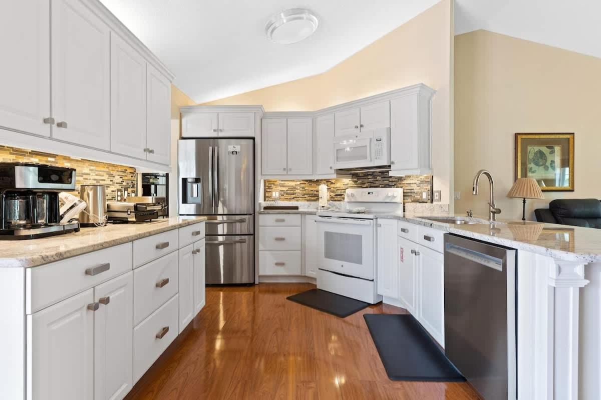Dedicated Work Space And Game 4br Oi2800 *