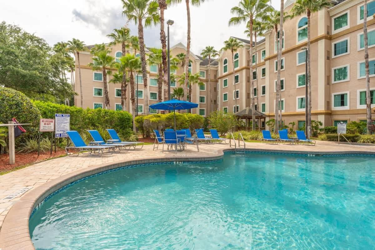 Apartment 1 Bedroom 3 Miles From Springs Hs307