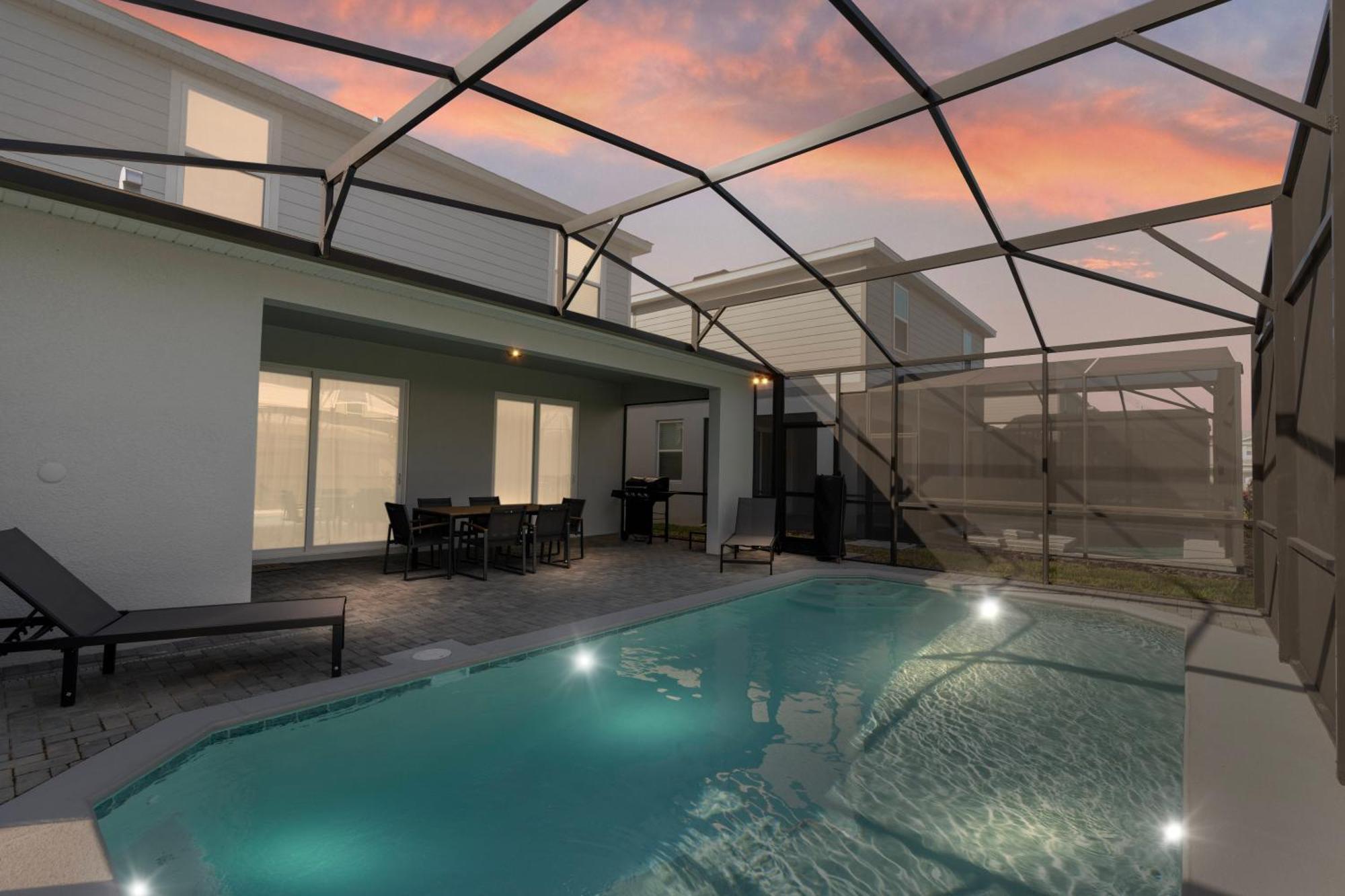 Brand New 5bedrooms At Windsor Cay *