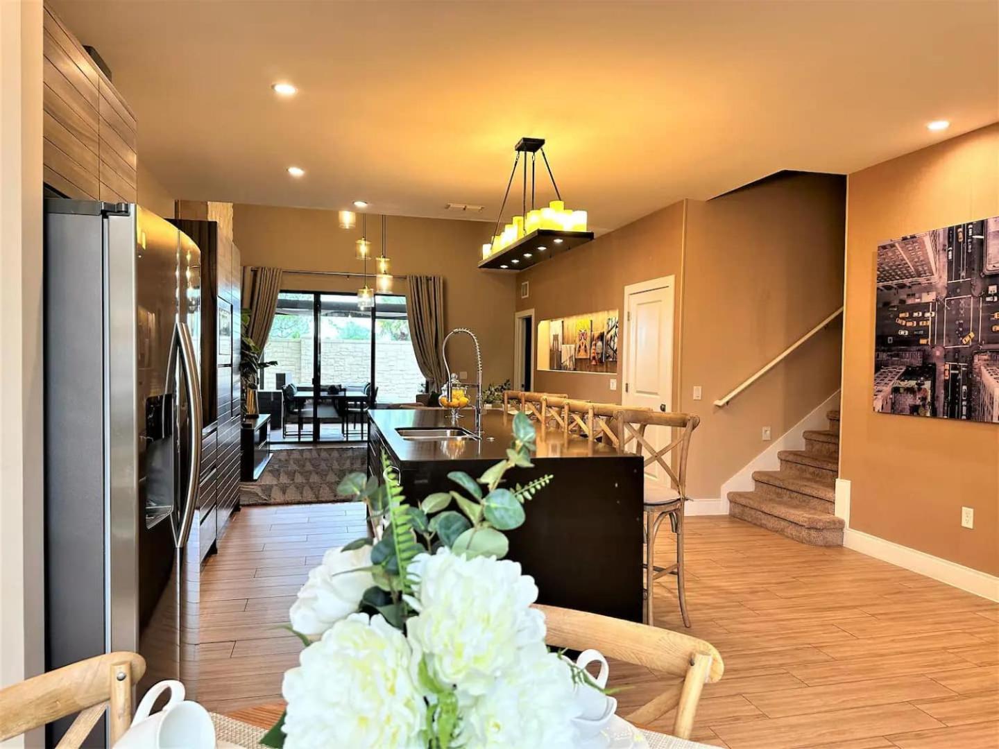 Holiday home Sophisticated 4 En W Private Hot Tub & Bb