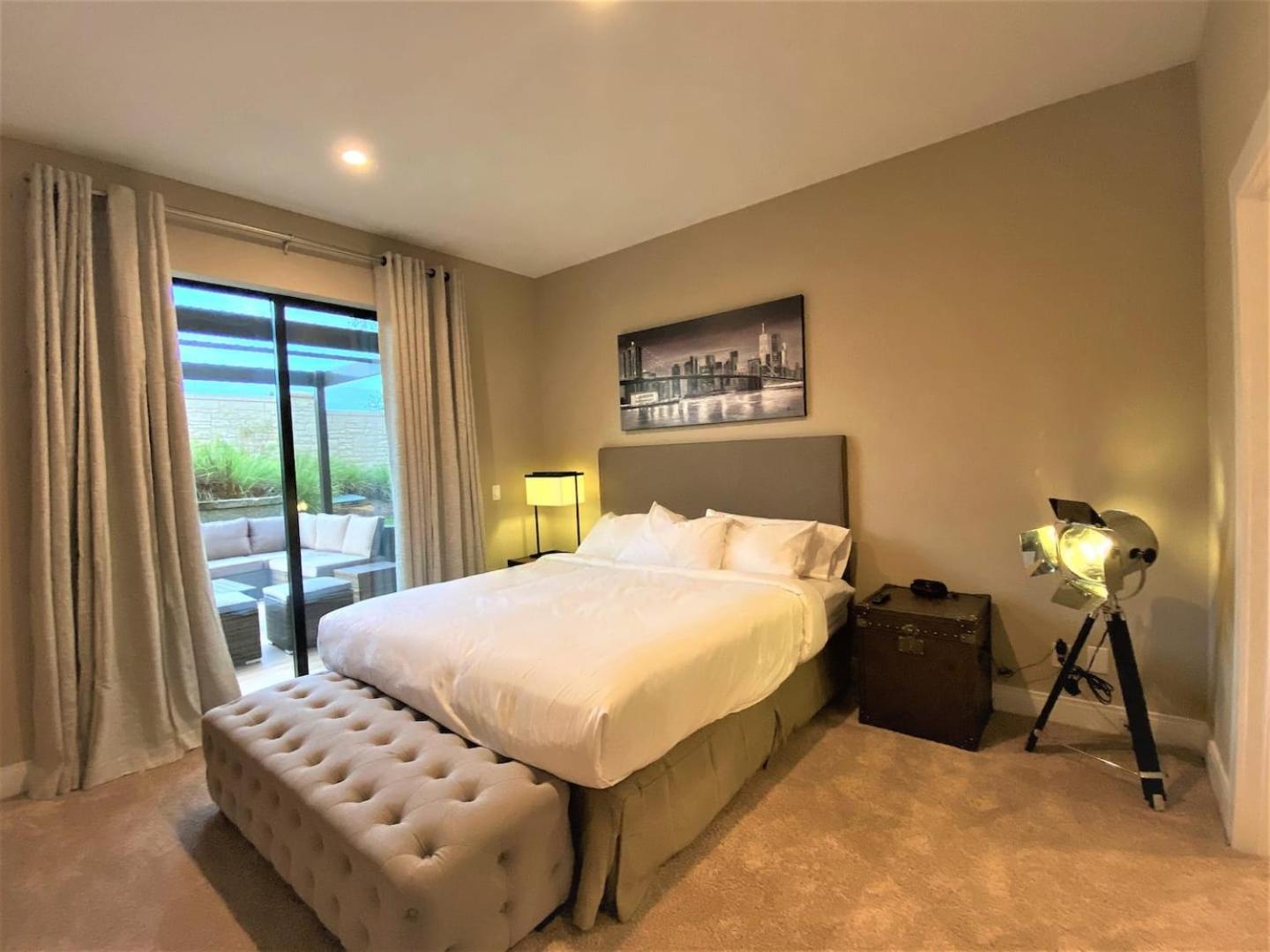 Sophisticated 4 En W Private Hot Tub & Bb Holiday home Orlando