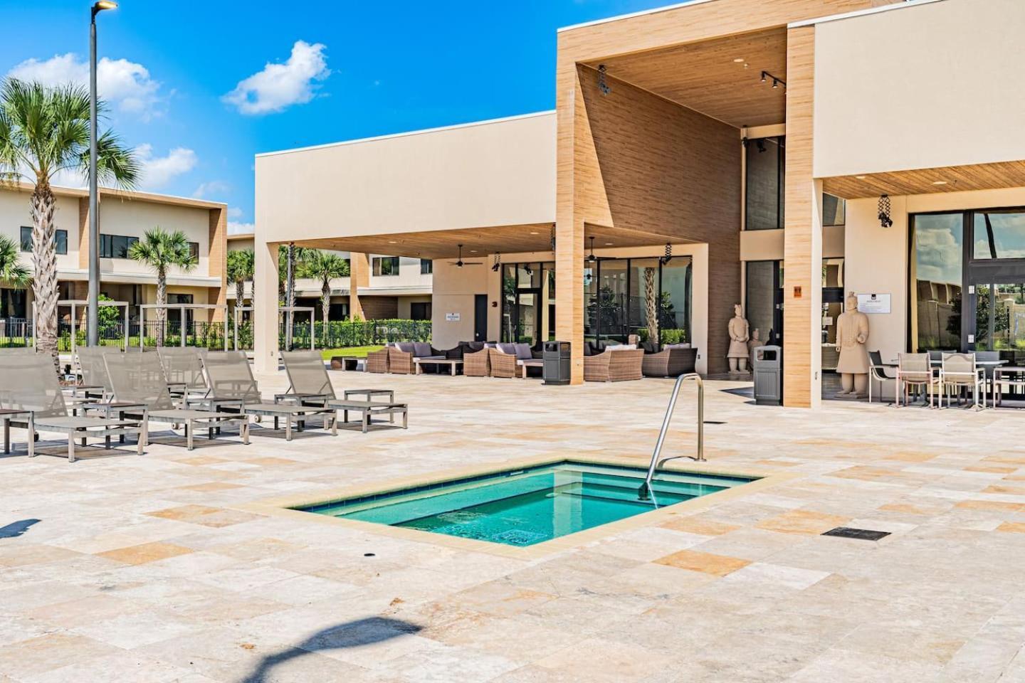 Sophisticated 4 En W Private Hot Tub & Bb * Orlando