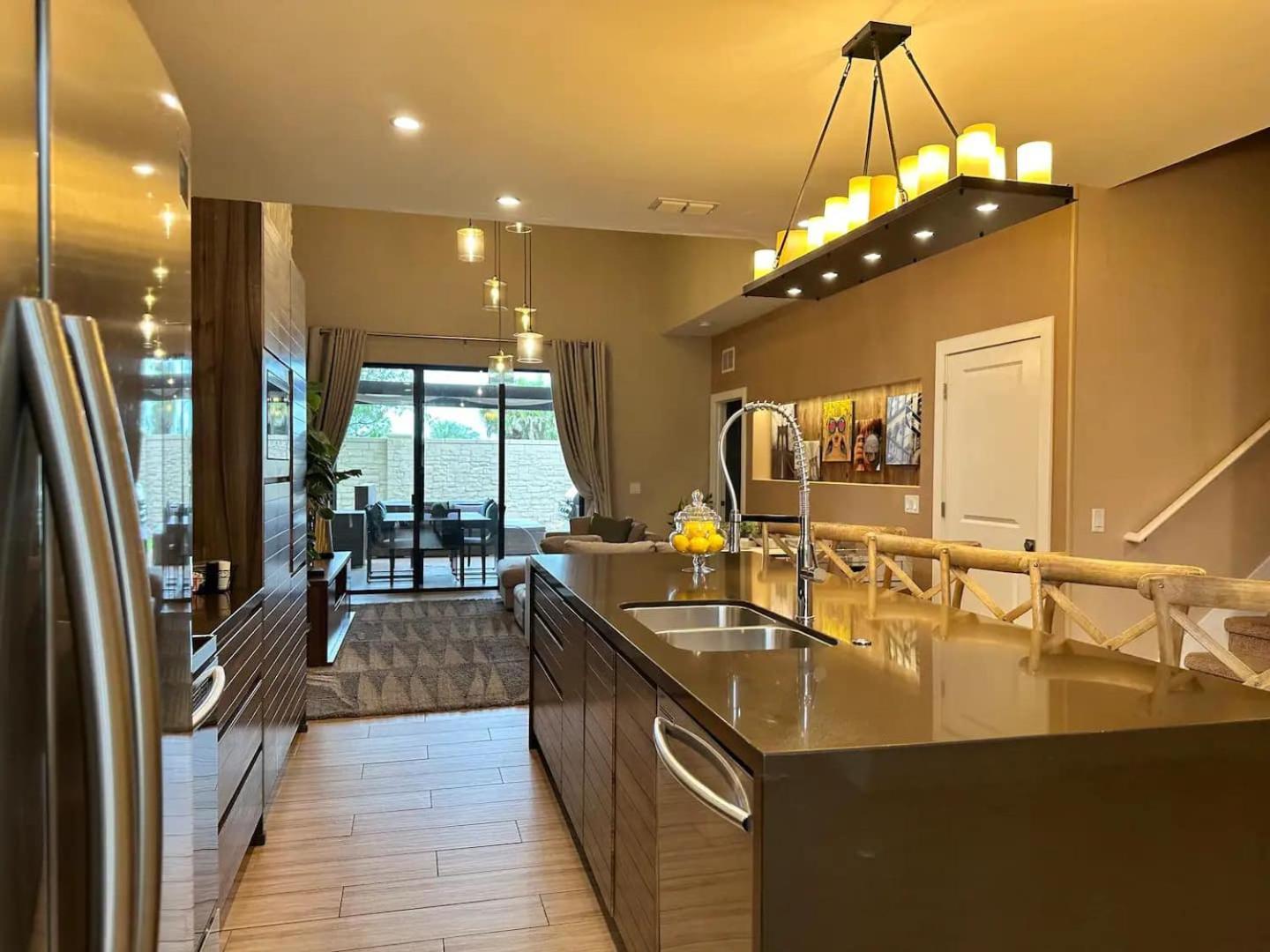 Holiday home Sophisticated 4 En W Private Hot Tub & Bb