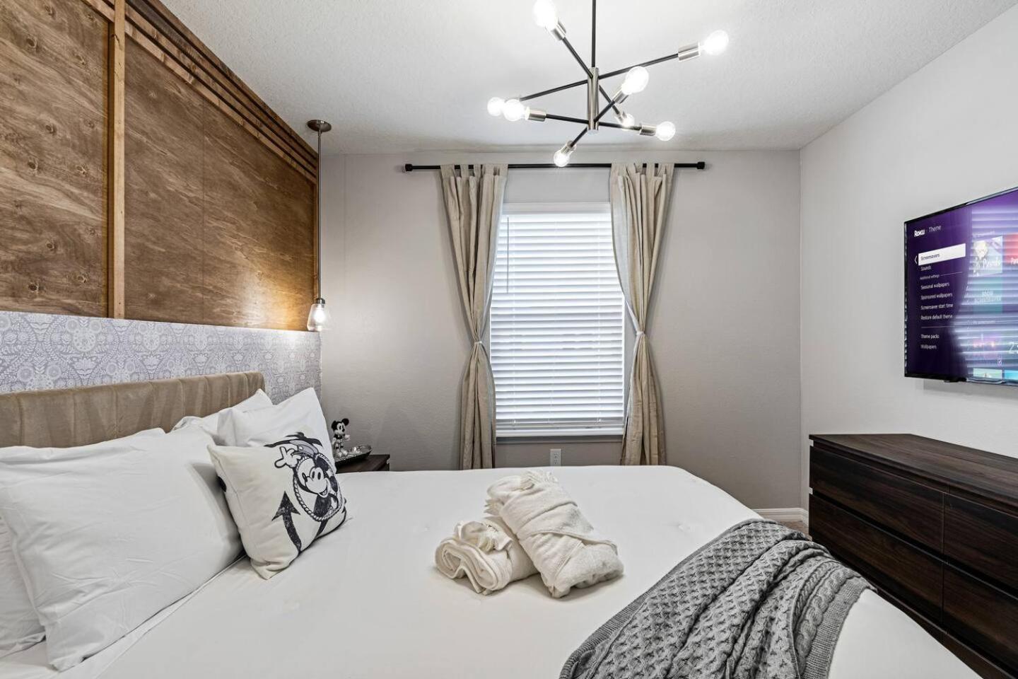 Stunning 5b45b, Heated Pool & Bbq * Orlando