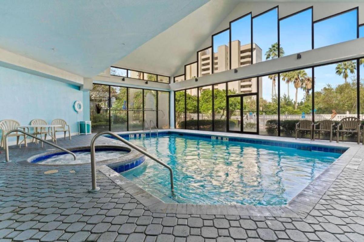 2701 Enclave Near Univesal-lakeview