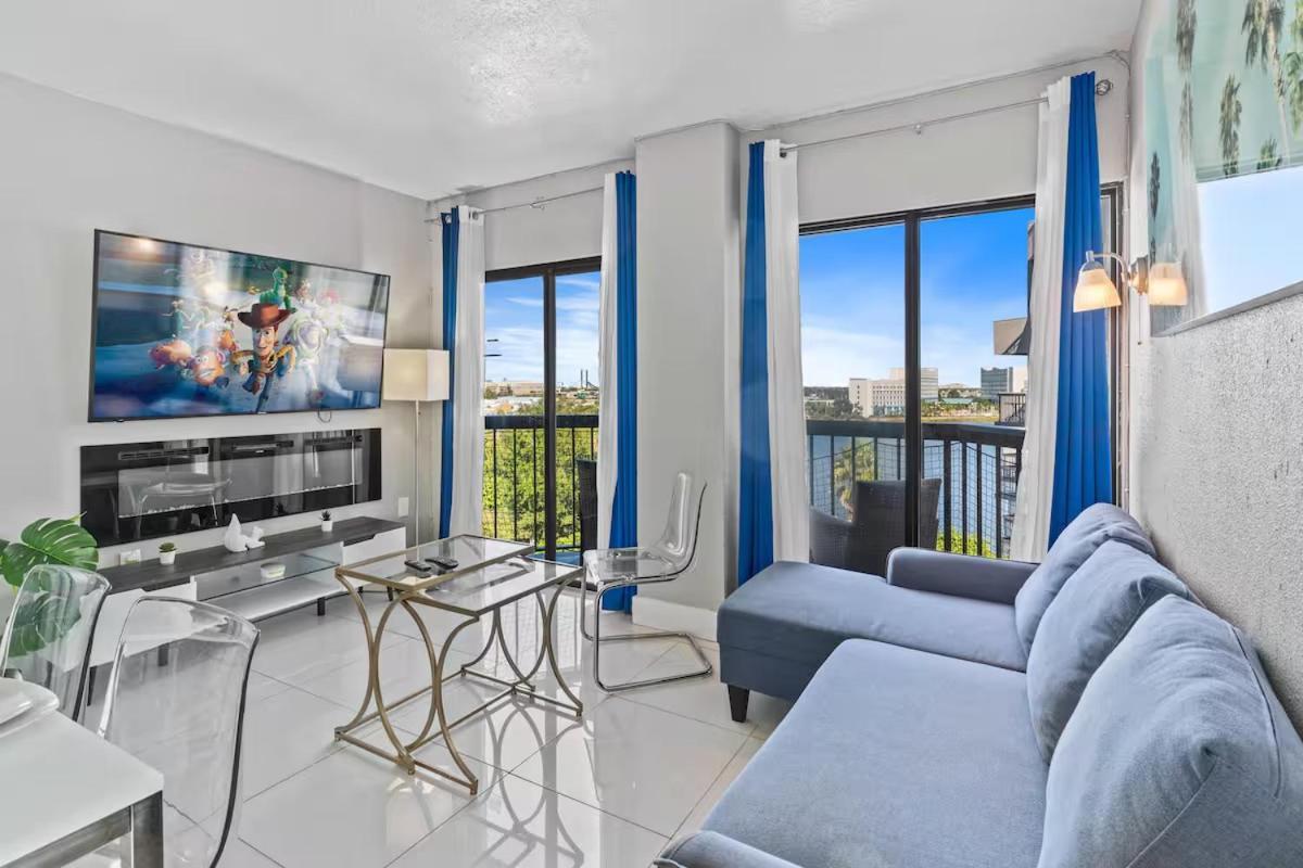 2701 Enclave Near Univesal-lakeview