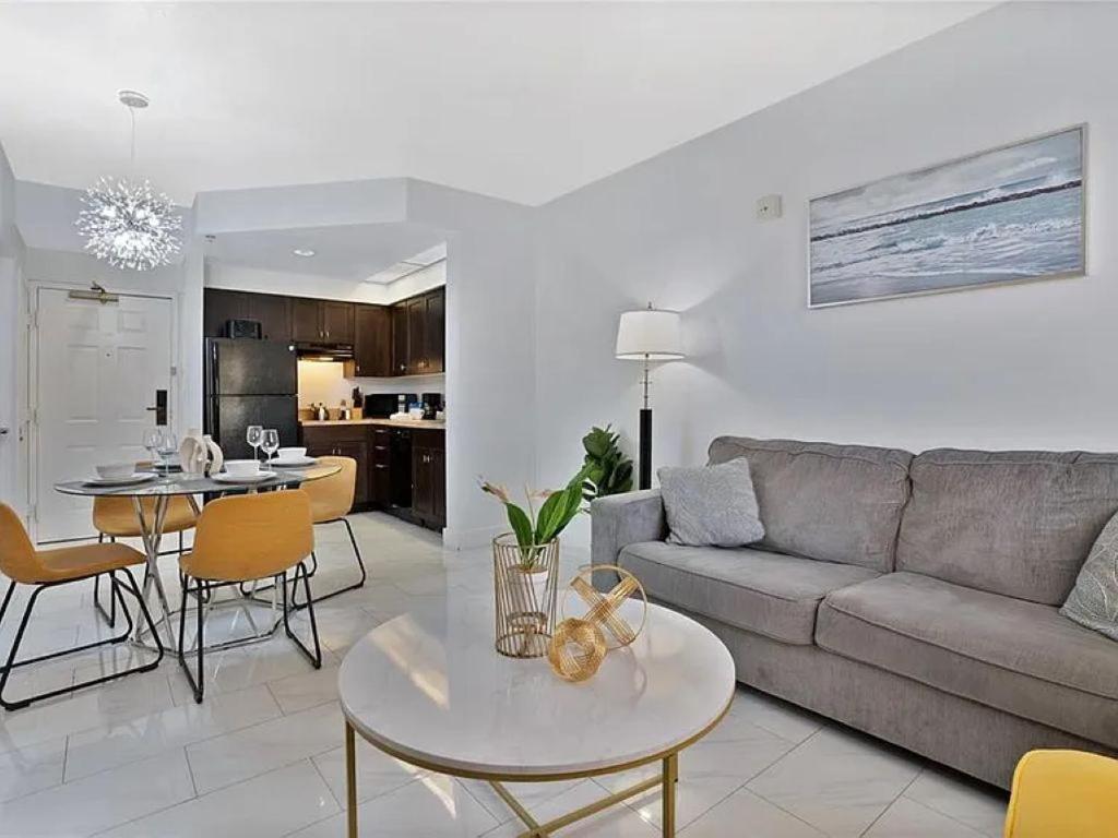 Apartment 7601 Spacious Cozy 1br1ba Stayskysuite 502 Orlando