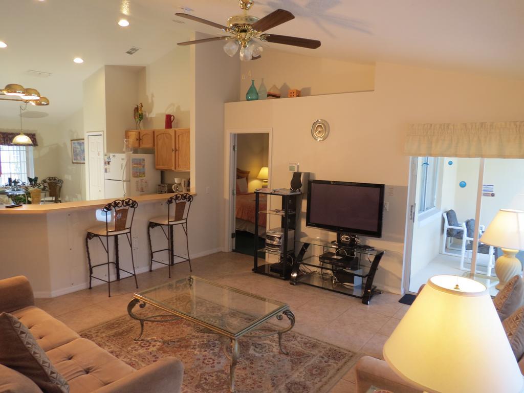 3 Bedroom Standard Davenport Fl 33897 *