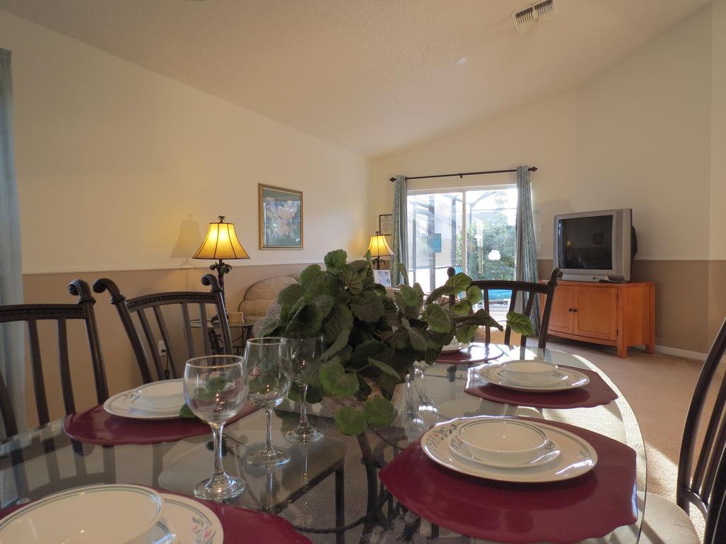 3 Bedroom Standard Davenport Fl 33897 Holiday home Orlando