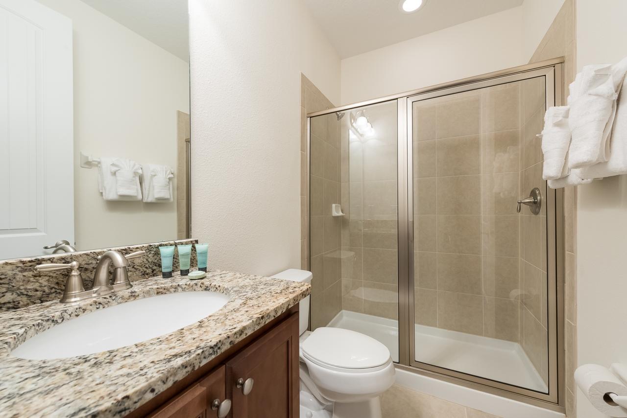 New House, Ecolab Sanitzed, Near Disney, Pool Fence Holiday home Orlando