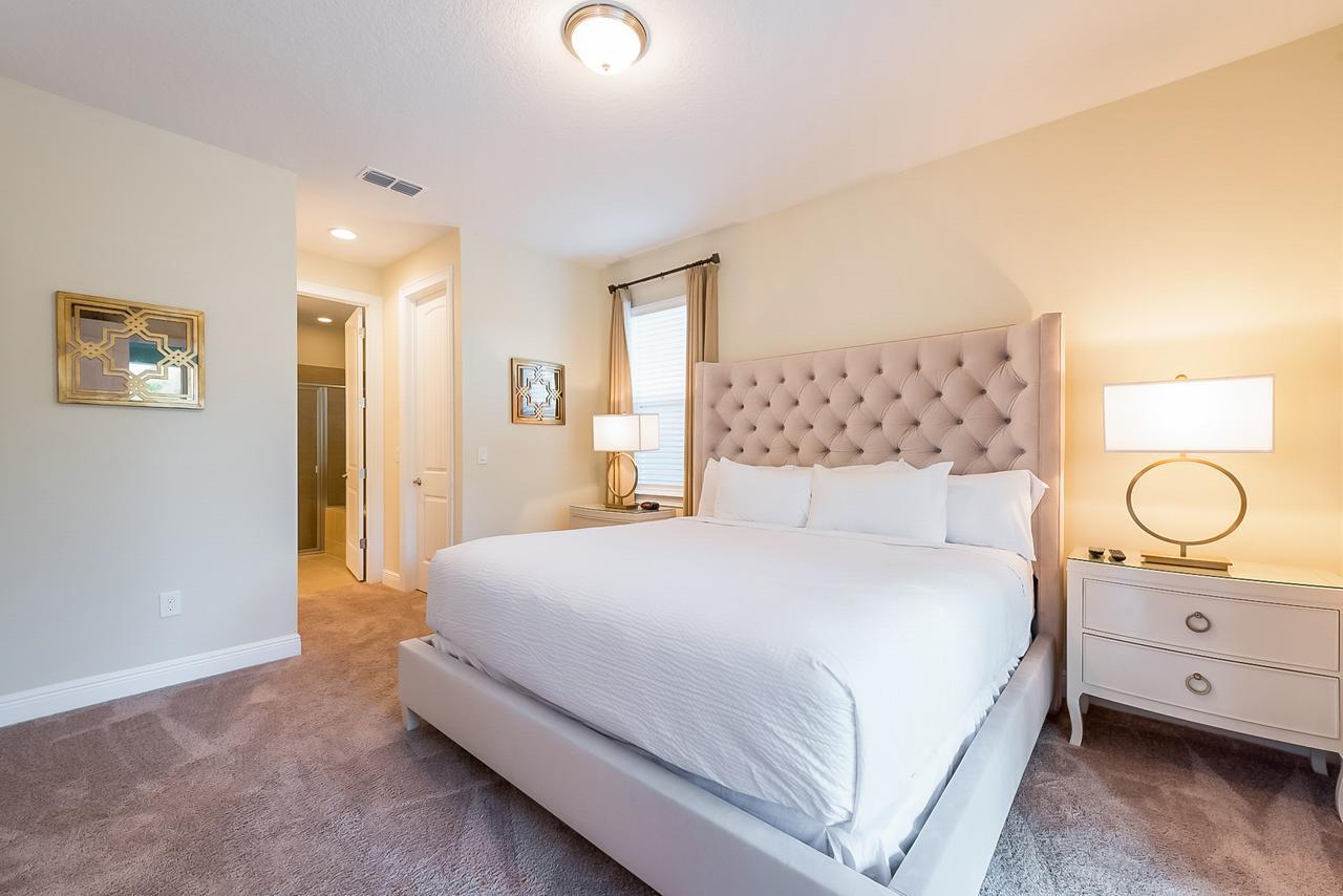Villa Welcoming Near With Water Park Access By Rentyl - 761l Orlando