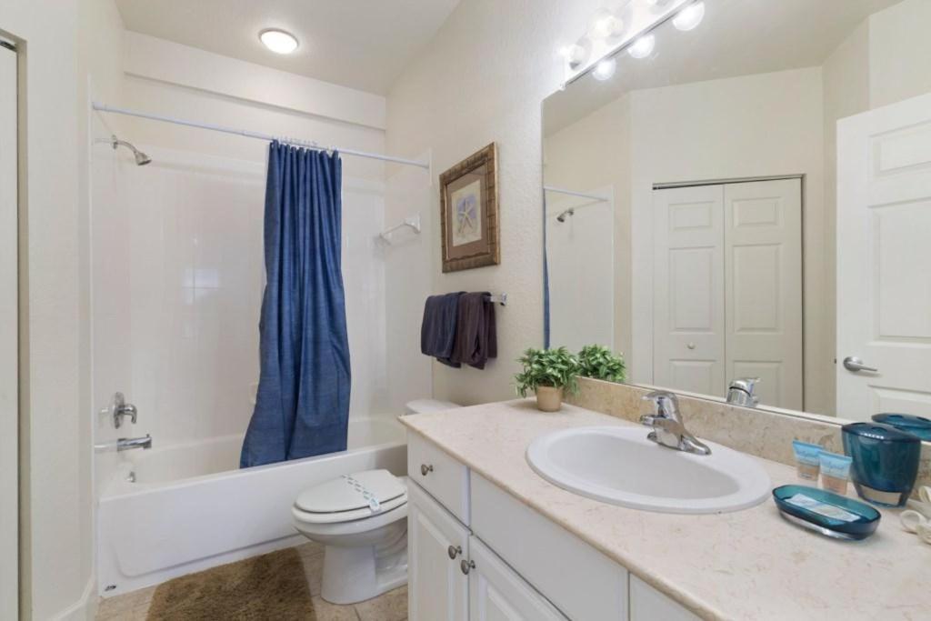 Florida - Lucaya Village Apartment