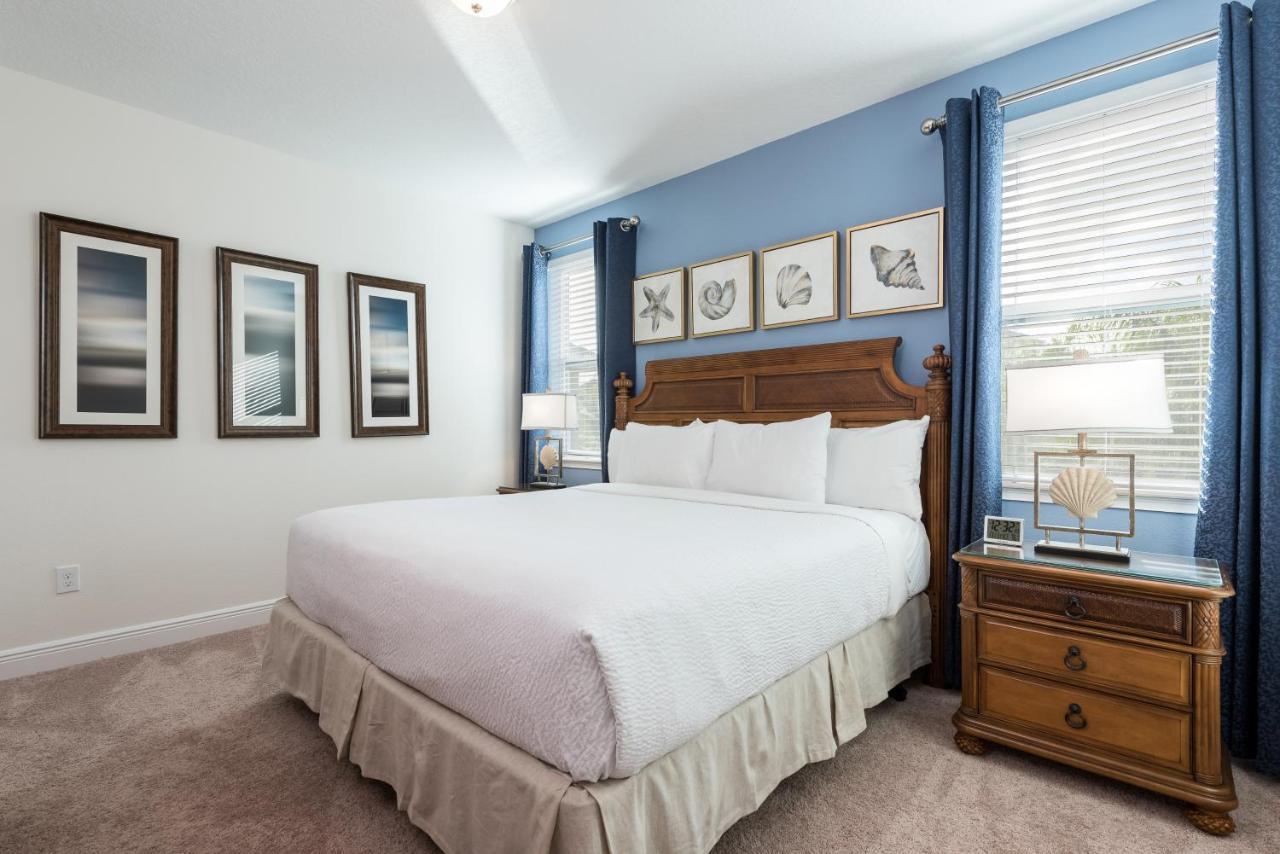 Inviting By Rentyl With Water Park Access Near - 7498m Holiday home Orlando
