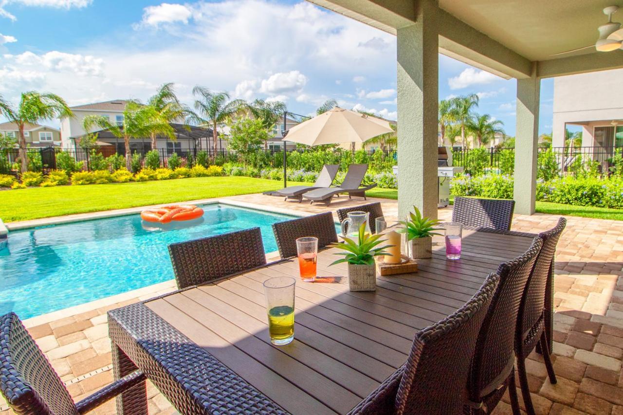 Holiday home 8 Bedroom Vacation With Pool 2107 Orlando