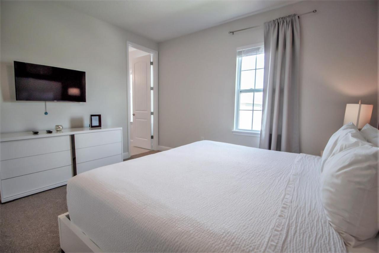 8 Bedroom Vacation With Pool 2107
